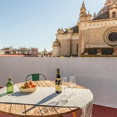 Green Apartments Minarete Del Salvador Seville Exterior photo
